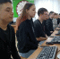 Во время сдачи теории в классе «глушат» мобильную связь. Фото: Регина Кузнецова, «КЗ». - Красное Знамя