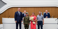 Радий Хабиров вручил медаль генерала Шаймуратова участнику СВО из Башкортостана - Красное Знамя